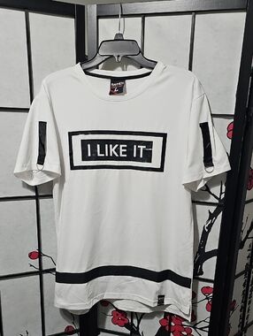 Ravmen Graphic Tee Shirt I Like It Size‎ Large NWT
